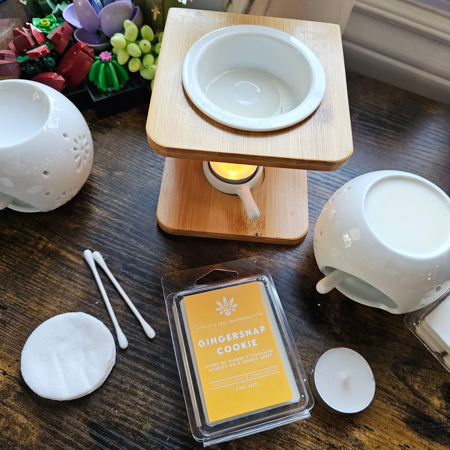 wax in the warmer scented with gingersnap cookie