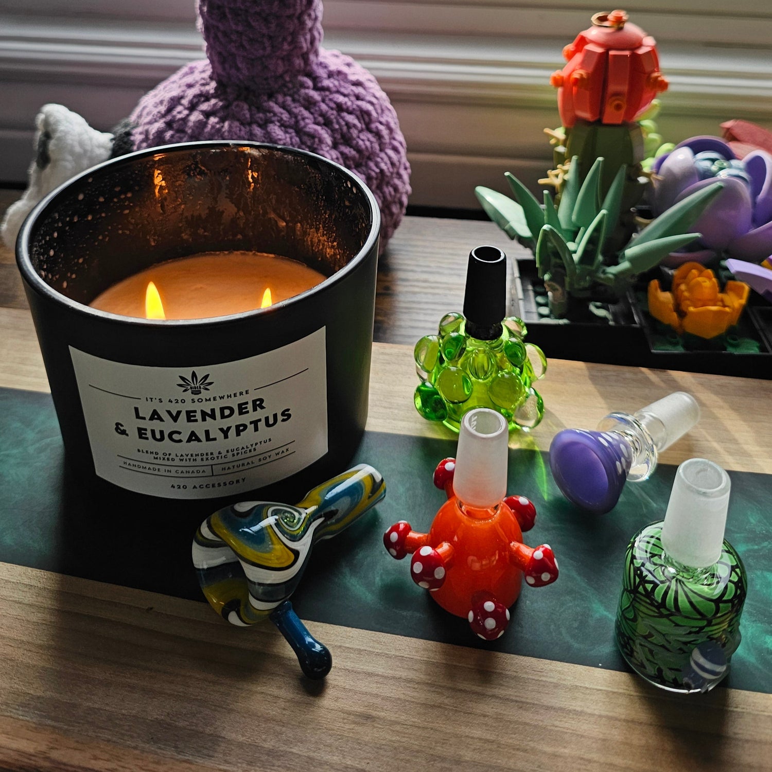 Lavender & Eucalyptus candling in a black matte vessel with 5 different styles and colour 14mm glass bowls sliders options that will be hidden in the candle 