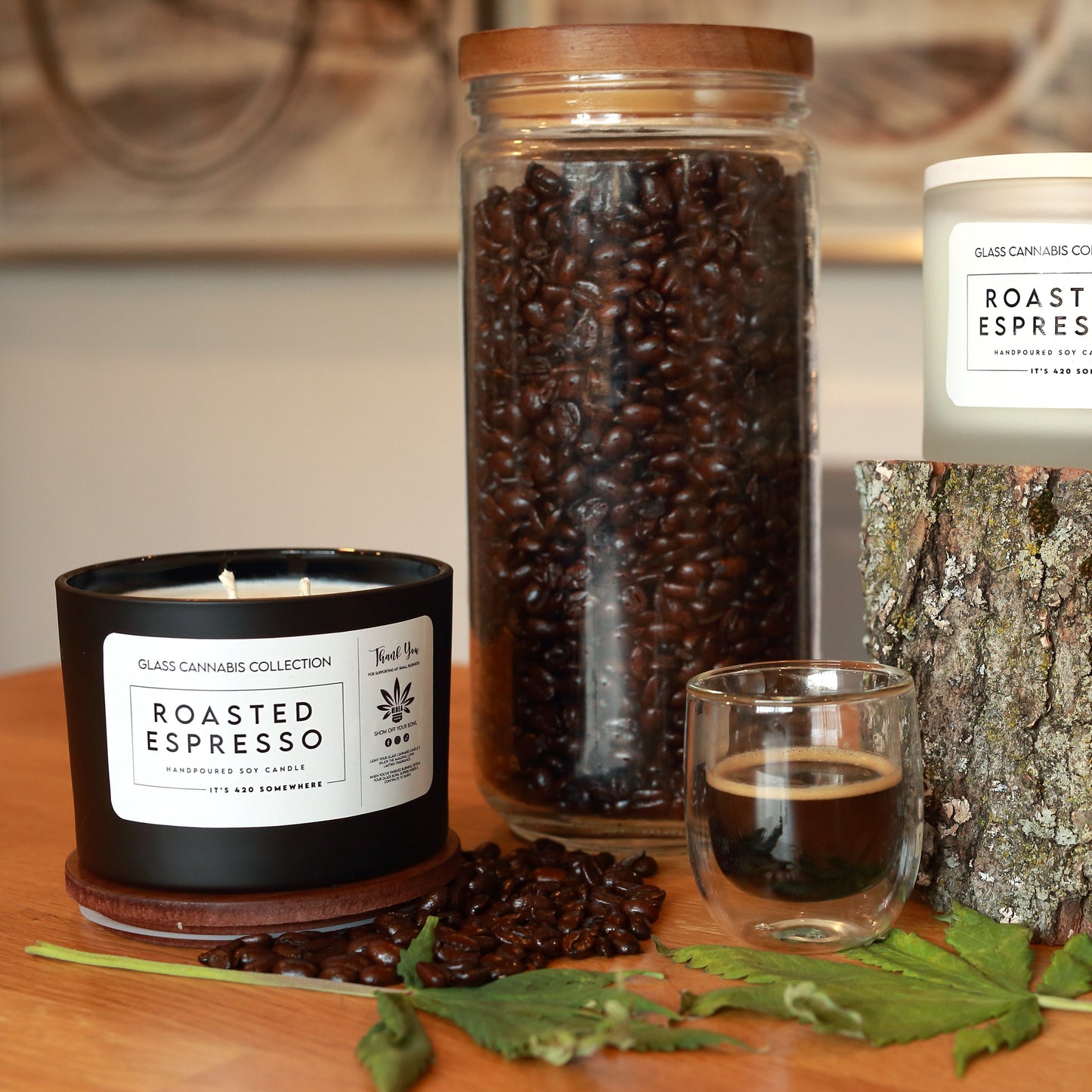 HiDEA 420 Candle in Roasted Espresso scent surrounded by coffee beans – luxury soy candle with hidden 420 accessory.