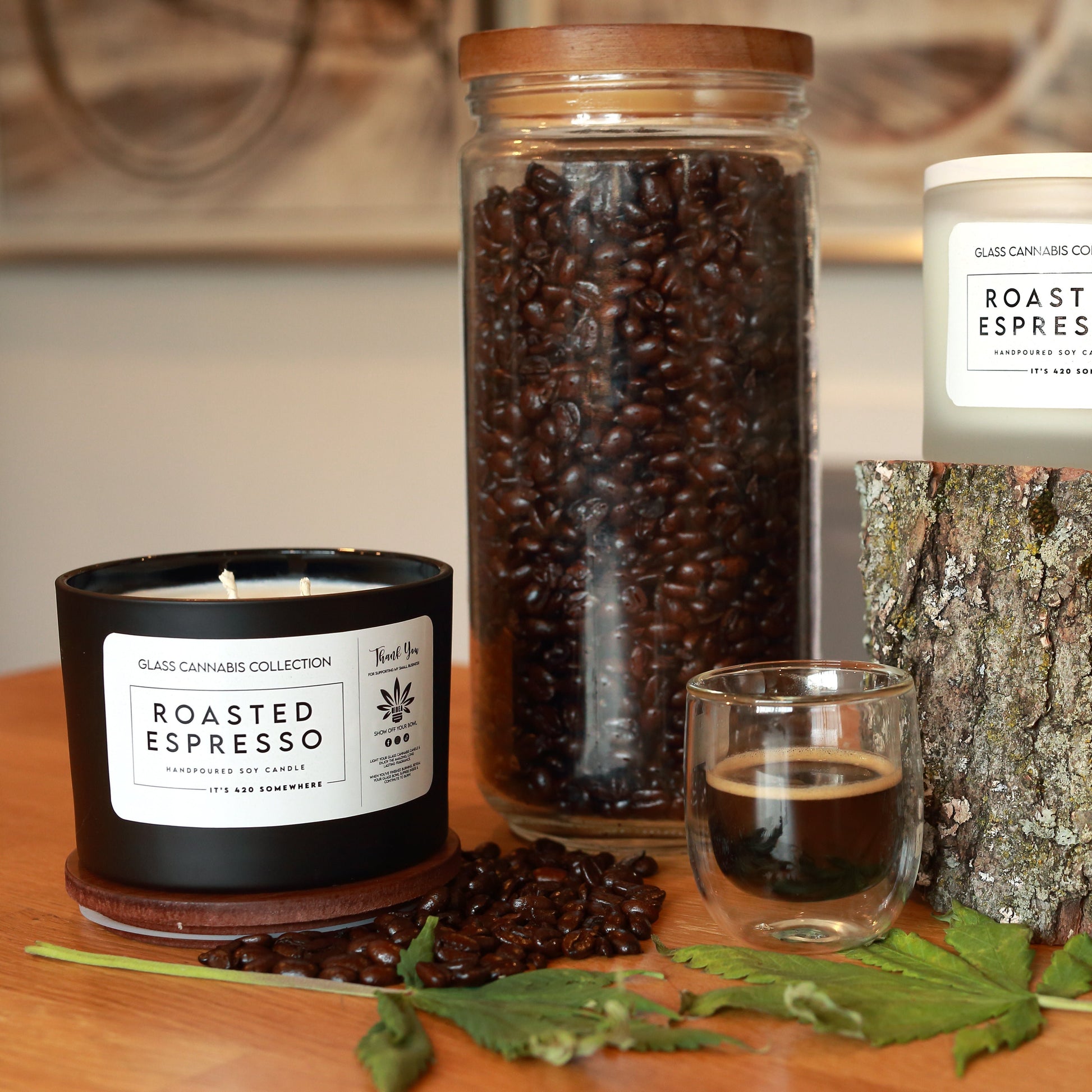 HiDEA 420 Candle in Roasted Espresso scent surrounded by coffee beans – luxury soy candle with hidden 420 accessory.